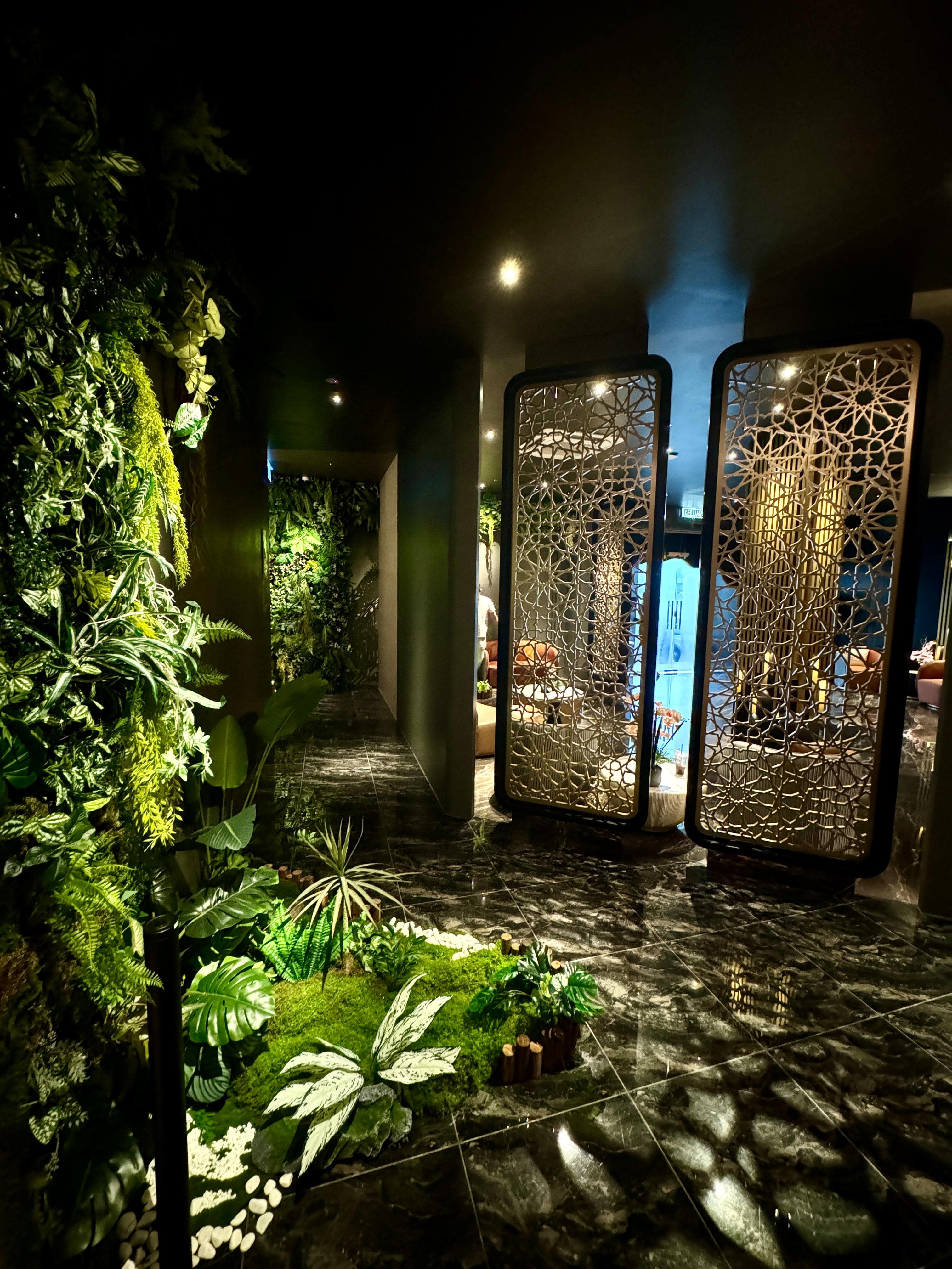 Spa entrance walkway